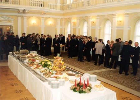 Reception in the main hall of the Pavillion of Officers.