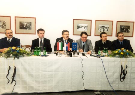 Die Pressekonferenz im Schottischen Haus des Europa Platzes.