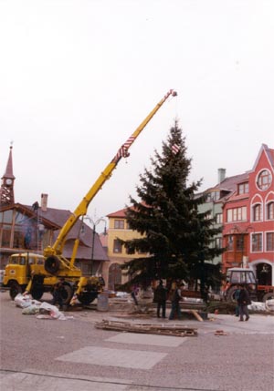 First Christmas tree of the Europe Place.