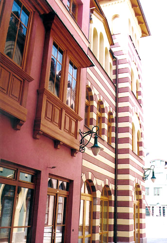 The Maltese and Italian Houses