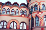 panielsky dom - dekor z keramiky.