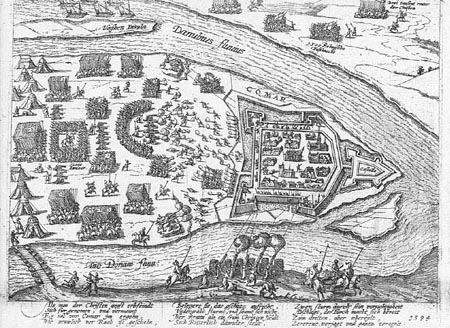 Az 1594-es ostrom brzolja a trtnelmi jelenethez egy 1567-ben kszlt velencei metszetet hasznlt mintul. Mivel az pleteket s erdtseket tbb tervrajz kombincijbl alkottk meg, a kp nem tekinthet korhnek. Hadtrtneti mzeum, Budapest.